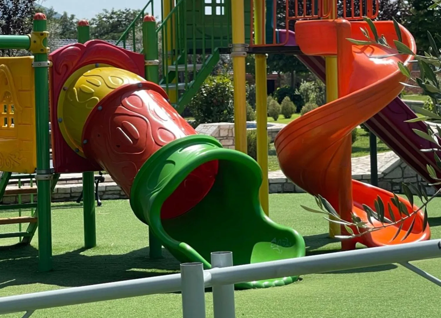 Rozafa Fish City Hotel Labinot i Poshtëm