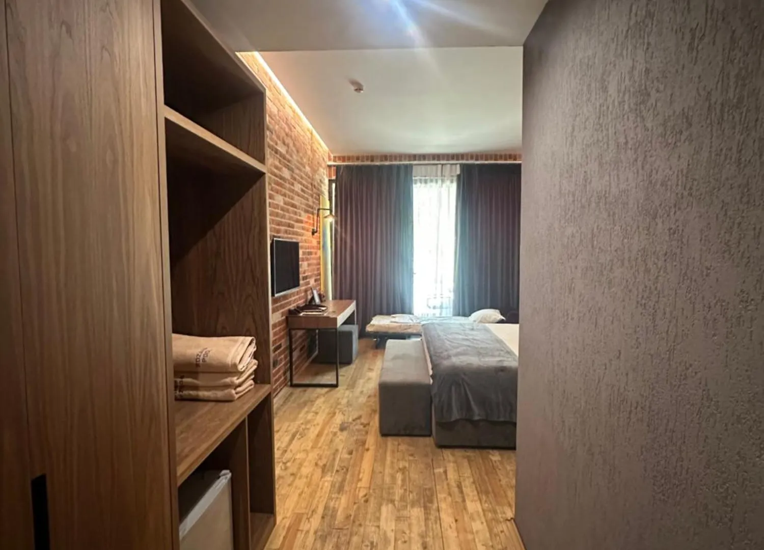 Rozafa Fish City Hotel Labinot i Poshtëm